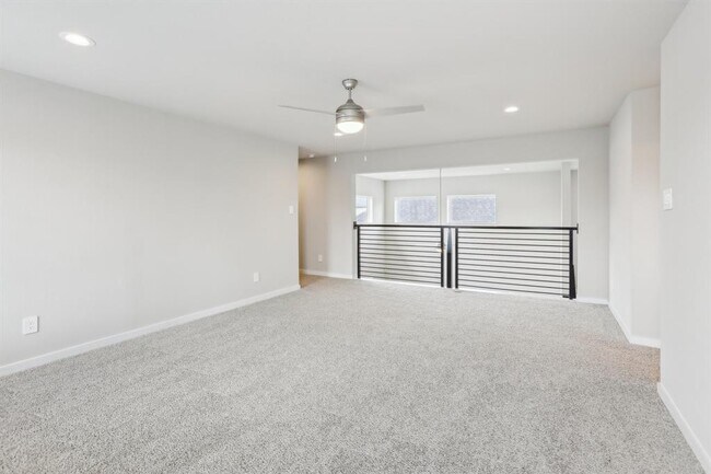 Building Photo - 29211 Pikes Peak Dr