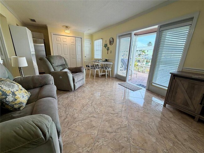 Building Photo - 5009 Starfish Dr SE