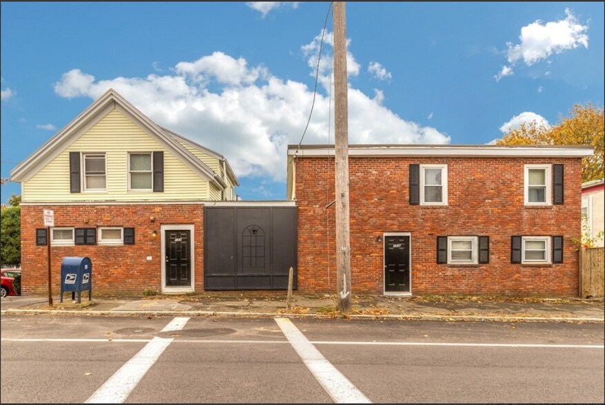 Building Photo - 122 Bridge St