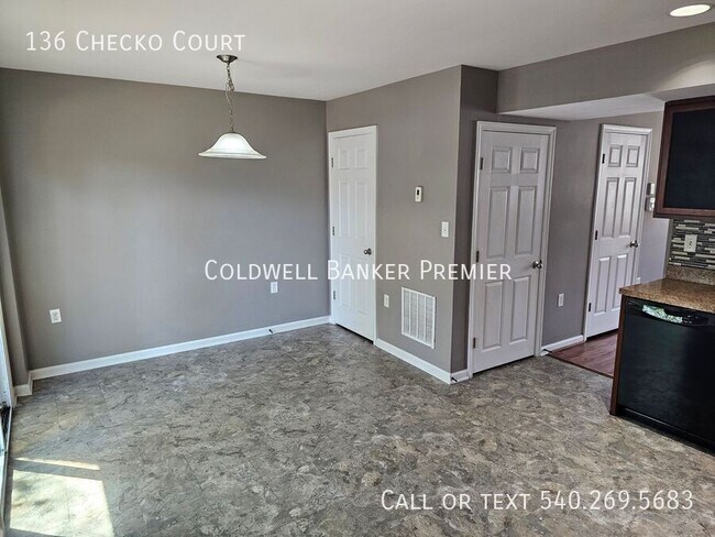 Building Photo - 136 Checko Court
