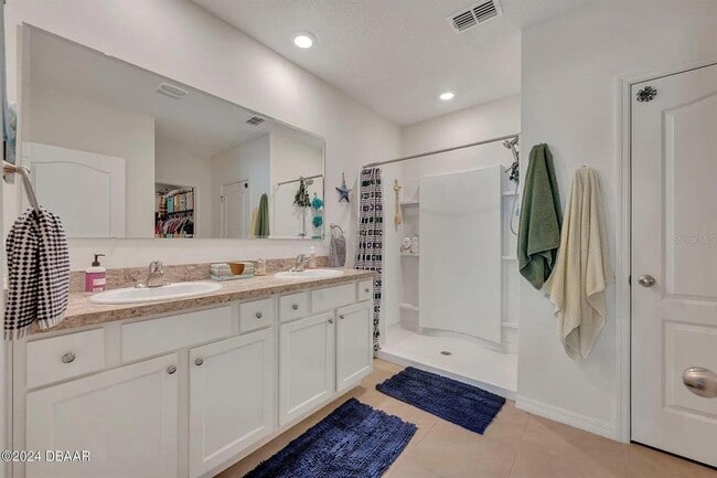 Building Photo - 136 Old Mill Pond Rd