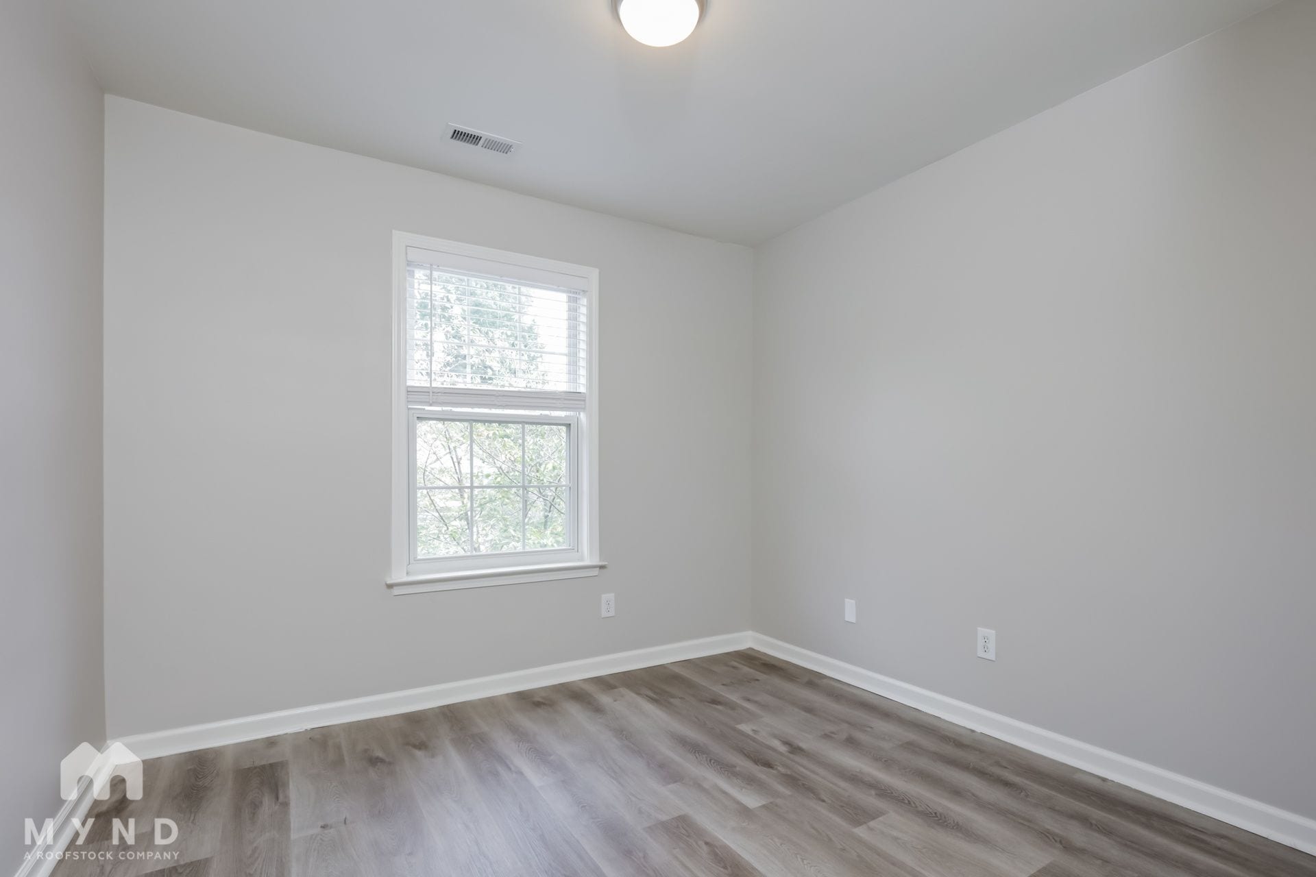 Building Photo - 5400 Alafia Ct
