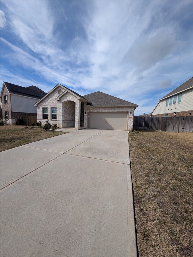 Building Photo - 30454 Butternut Oak Ln