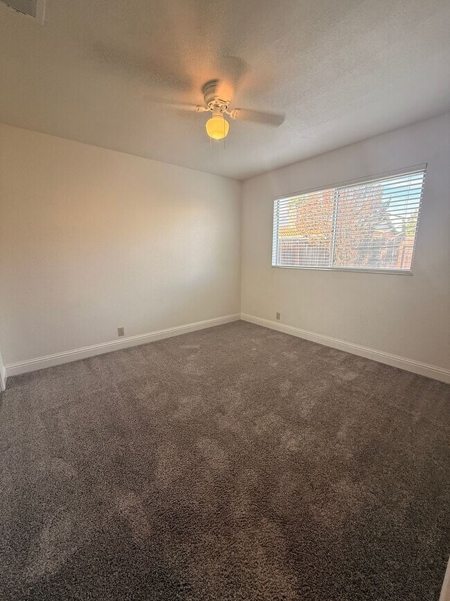 Building Photo - Charming Home for Rent in Montebello Vista Subdivision