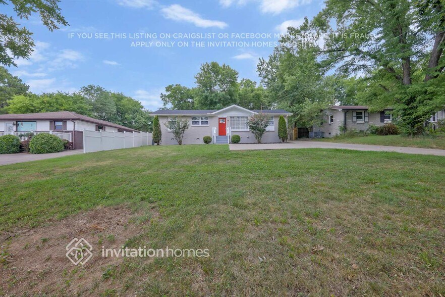Building Photo - 111 Curtiswood Dr
