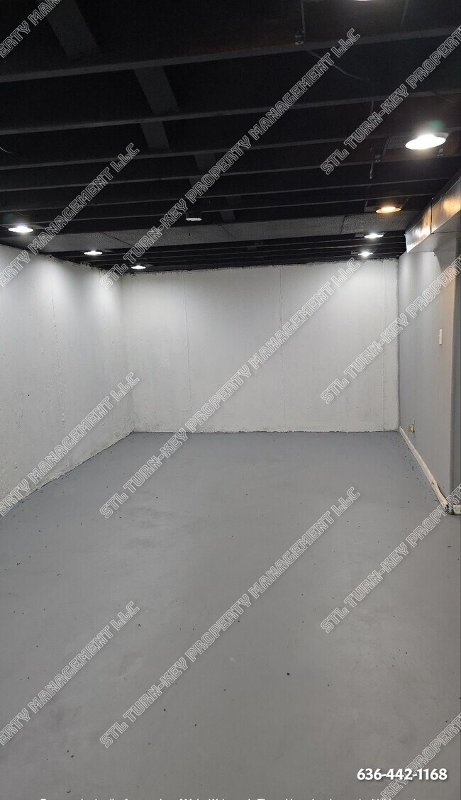 Building Photo - 9414 Altonwood Dr