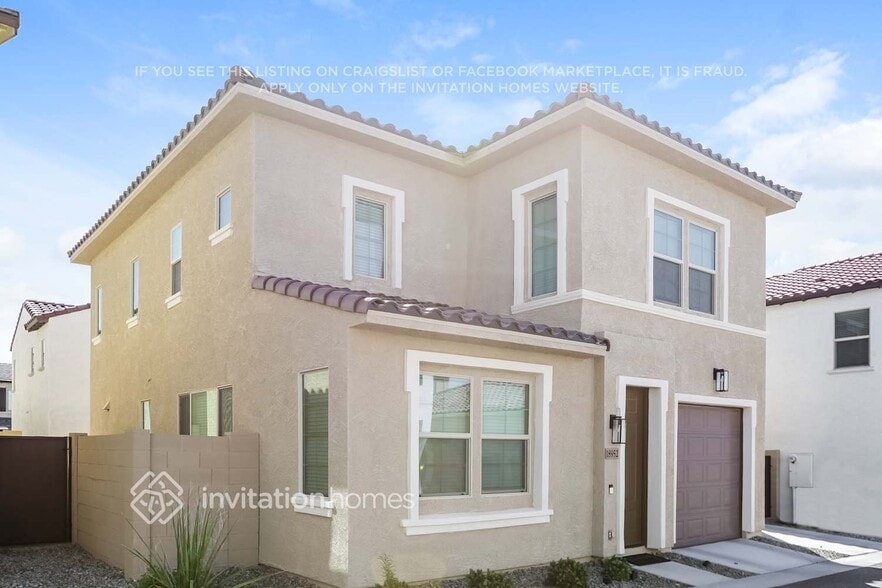 Building Photo - 18952 W Reade Ave