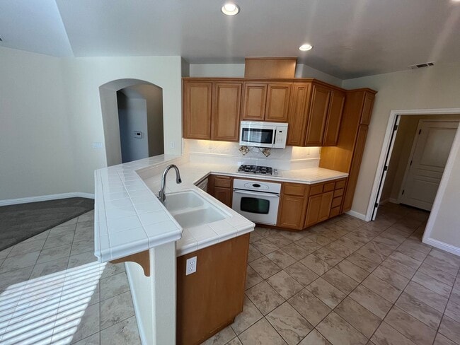 Building Photo - 2753 Stephen Pl