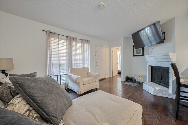 Building Photo - 1505 Ward Rd