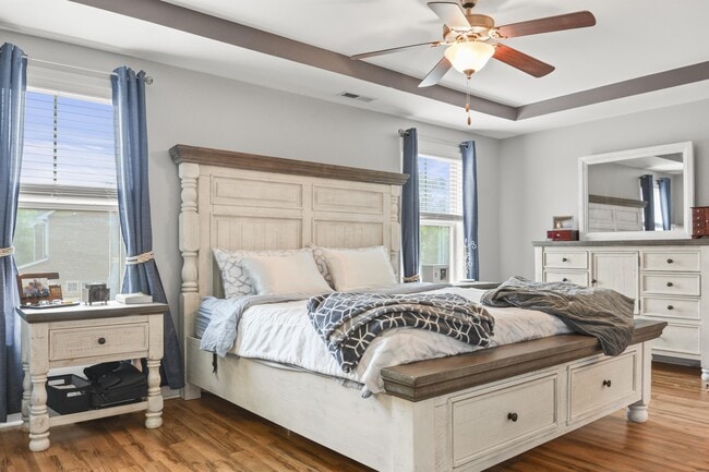 Building Photo - 401 Hope Ct