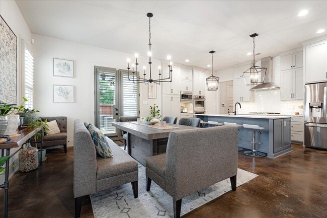 Building Photo - 2020 Elzey Ave