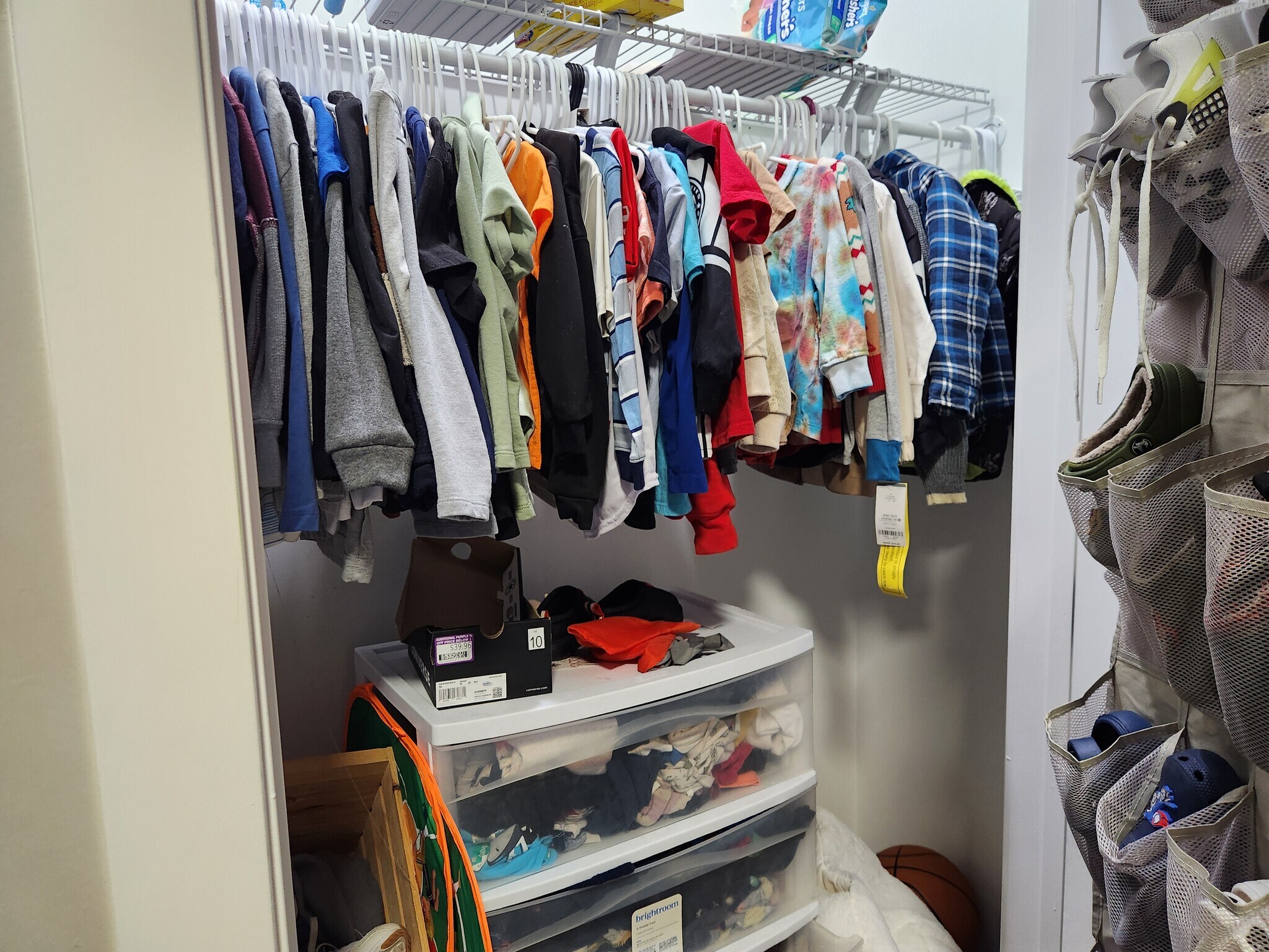 Building Photo - 4051 S Prairie Ave