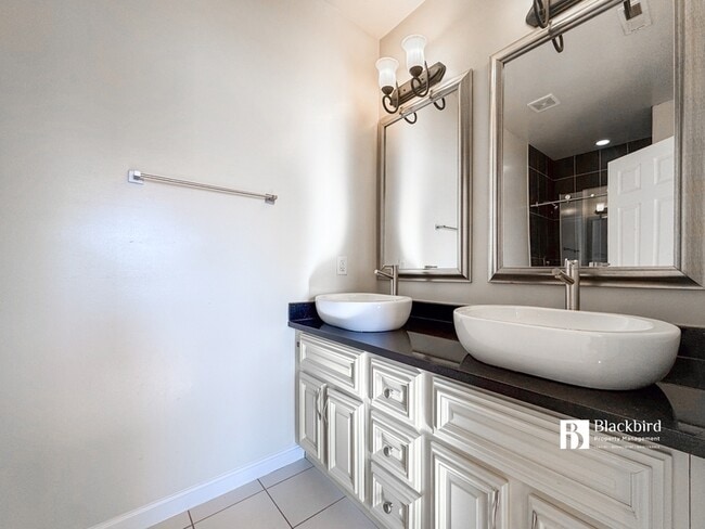 Building Photo - 5030 B St SE