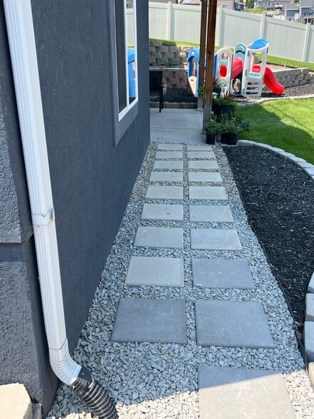 Building Photo - 692 Stone Brook Ln