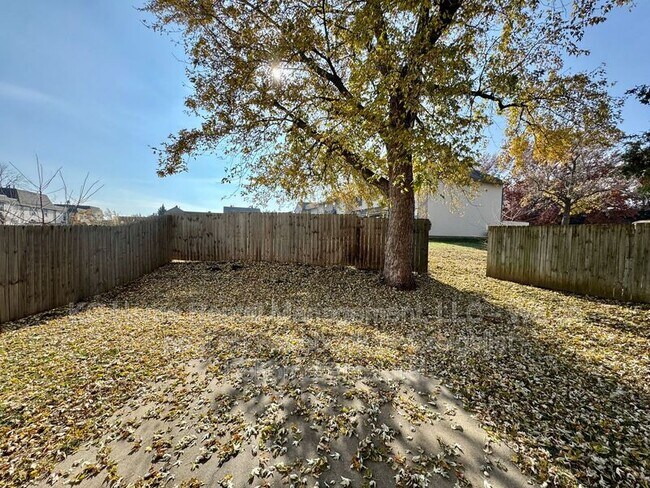 Building Photo - 9817 W 83rd Terrace