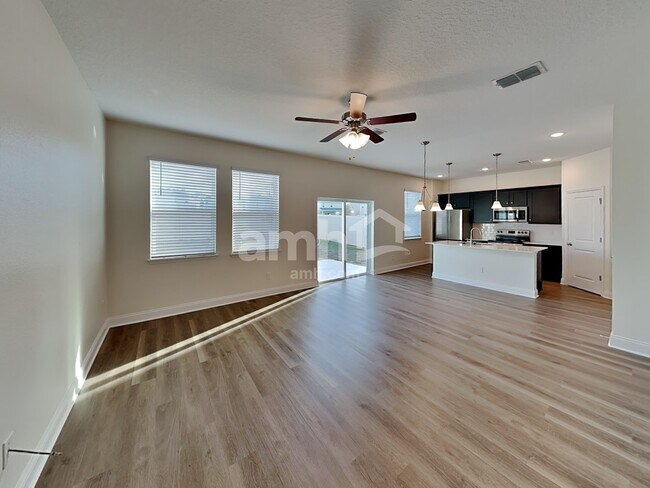 Building Photo - 6111 Little Blf Cir