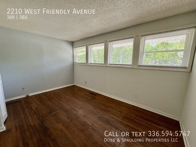Building Photo - 2210 W Friendly Ave