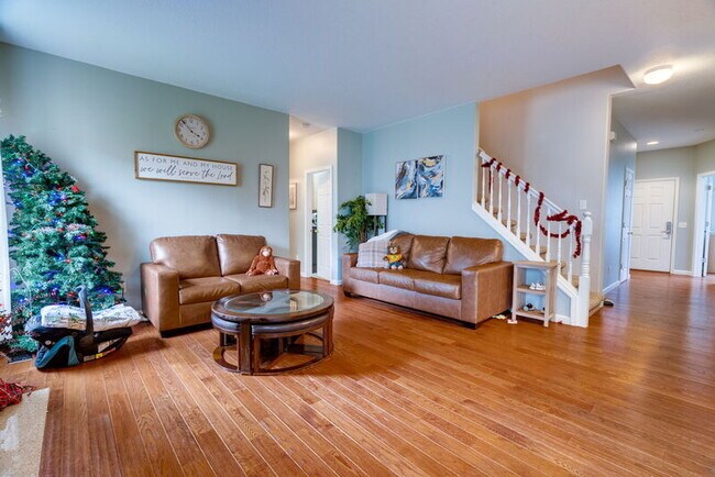 Building Photo - 16552 NE Pacific Terrace