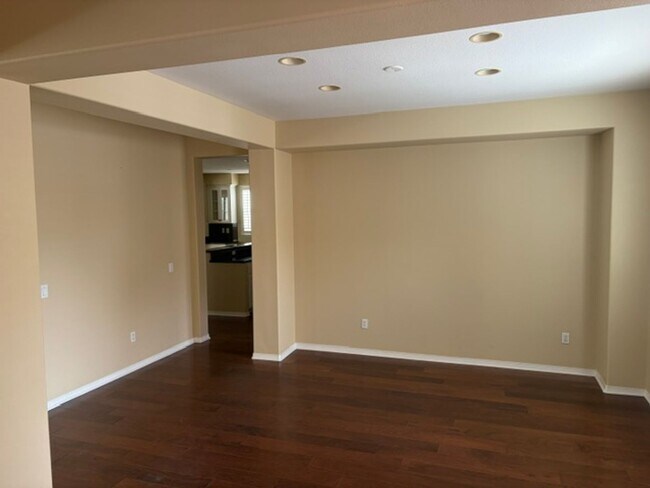 Building Photo - 45486 Olive Ct