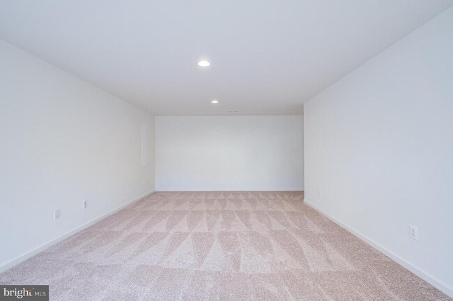 Building Photo - 192 Ludgate Mnr