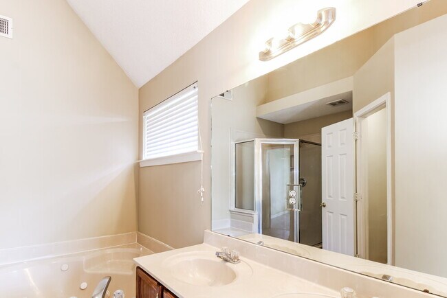 Building Photo - 9771 Misty Bay Cove