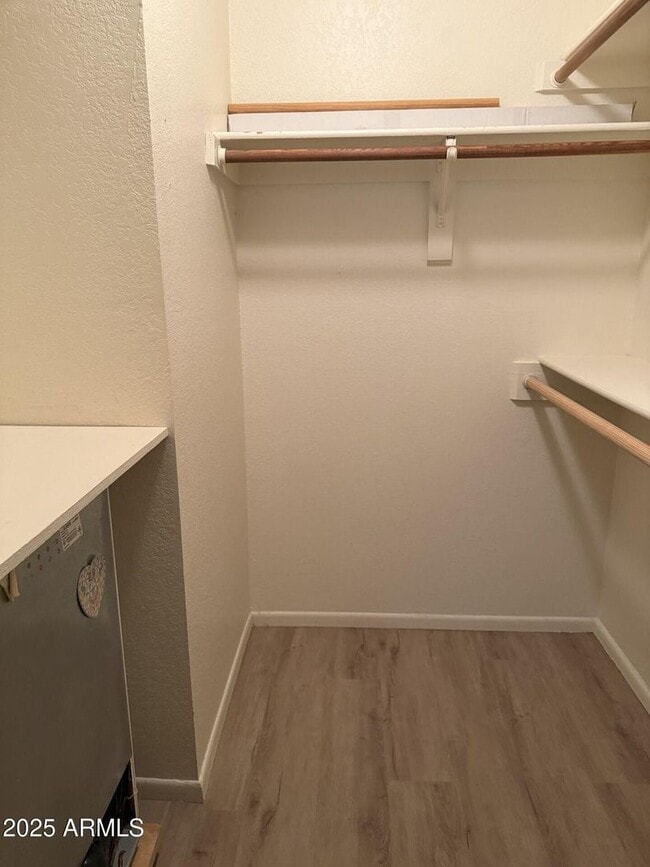 Building Photo - Newly renovated! 2 BED CONDO AT SOSSMAN & MAIN!