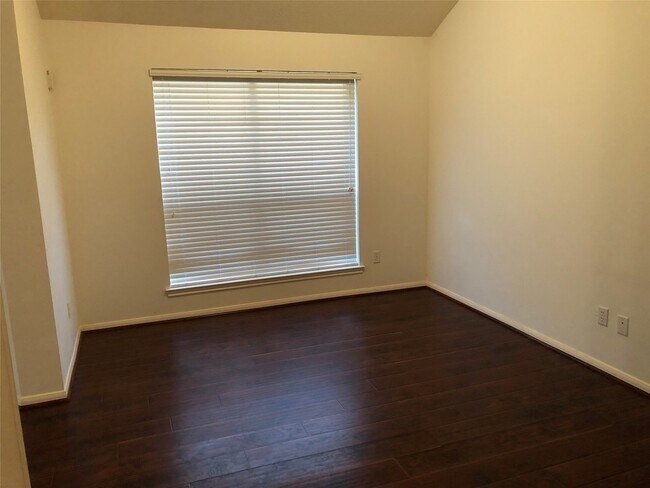 Building Photo - 23706 Cansfield Way
