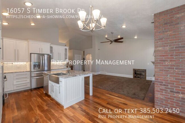 Building Photo - 16057 Timber Brook Dr E