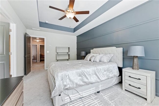 Building Photo - 2831 Ridgeview Dr