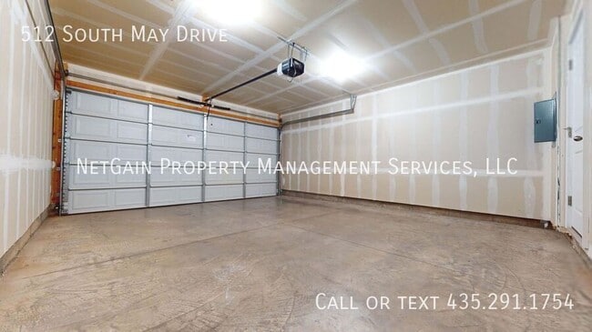 Building Photo - 512 May Dr