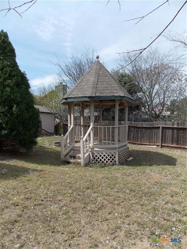 Building Photo - 1414 Leander