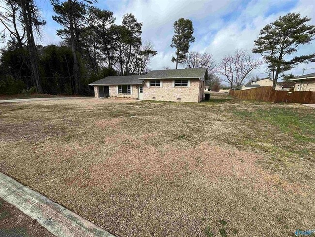 Building Photo - Rental Home In Albertville