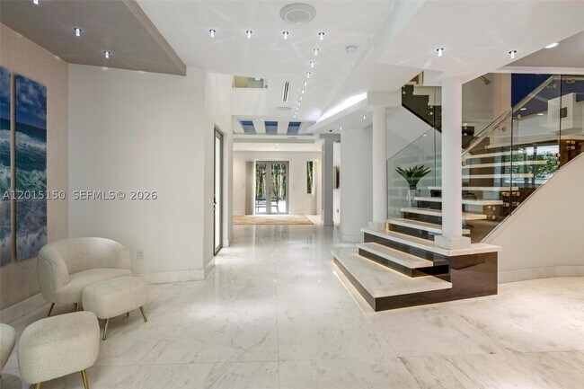 Building Photo - 3917 S Le Jeune Rd
