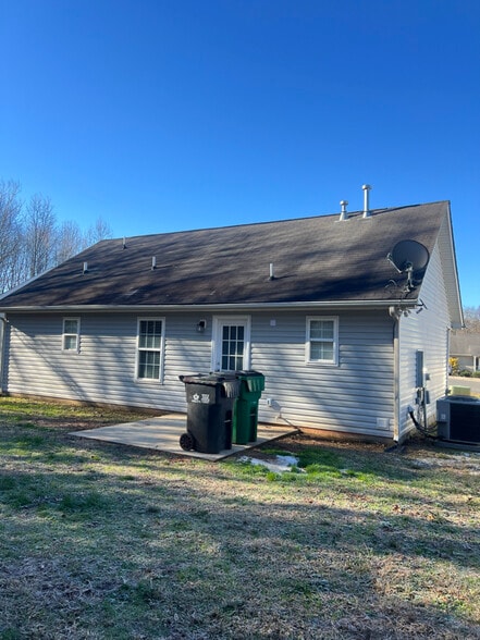 Building Photo - 4708 Tumbleweed Ct