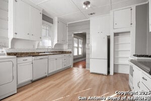 Building Photo - 422 E French Pl