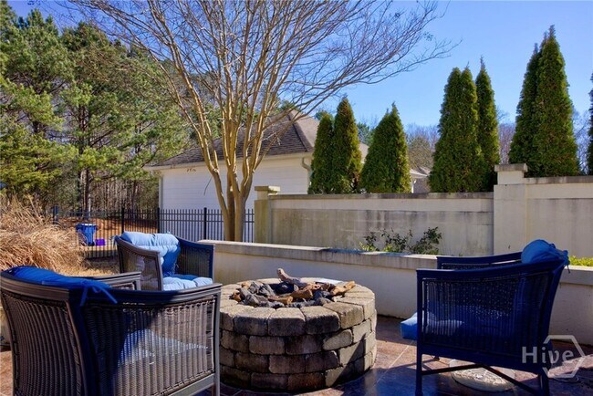 Building Photo - 3530 Greenleffe Dr