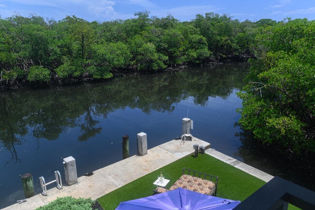 Building Photo - 5246 Boca Marina Cir S