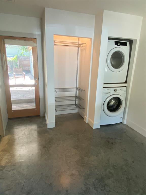 Building Photo - 1415 Bentwood Rd