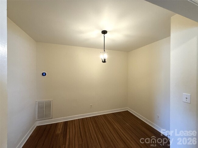 Building Photo - 707 Grandin Rd