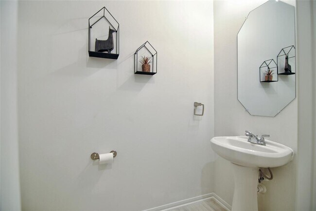 Building Photo - 30107 Alder Run Ln