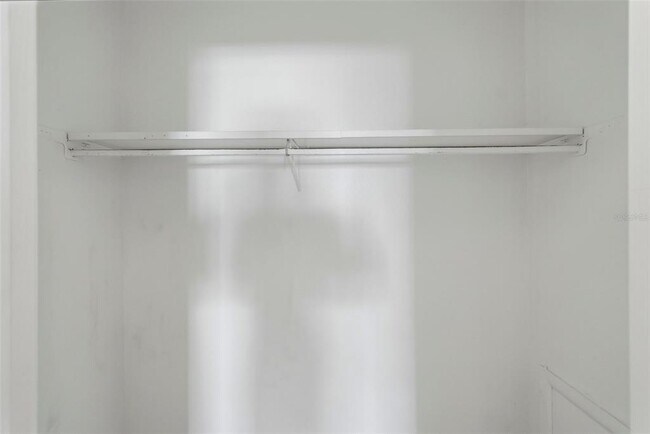 Building Photo - 350 79th Ave N