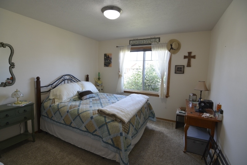 Building Photo - 3000 Oliver St