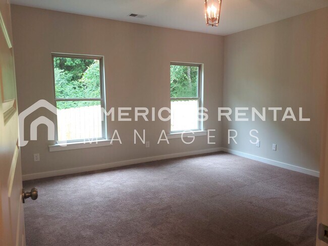 Building Photo - DEPOSIT PENDING! Home for Rent in Clanton, AL.. Available to View Now!!!