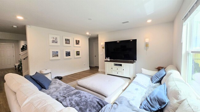 Building Photo - 4904 Snipe Rd