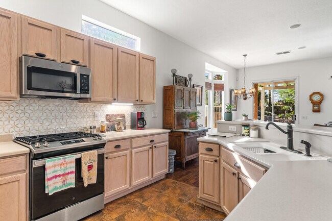 Building Photo - 44129 Royal Troon Dr