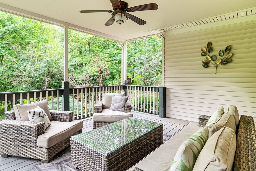 Building Photo - 16071 Winding Ridge Trail