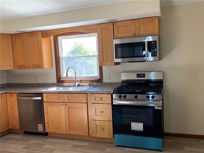 Building Photo - 2275 New Michigan Rd