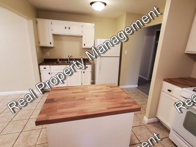 Building Photo - 3 Bedroom South Hammond Ranch