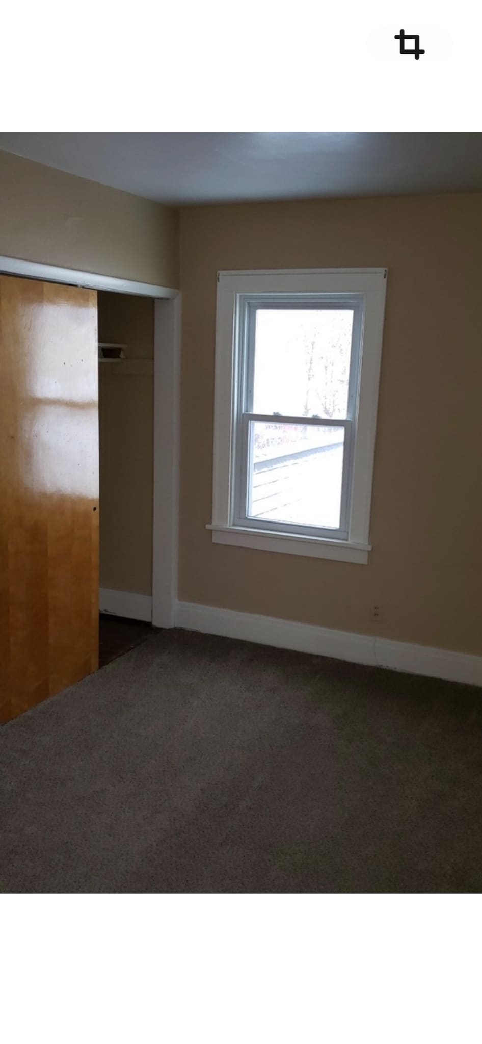 Building Photo - 173 N End Ave