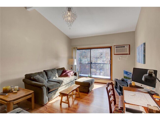 Building Photo - 7300 York Ave S